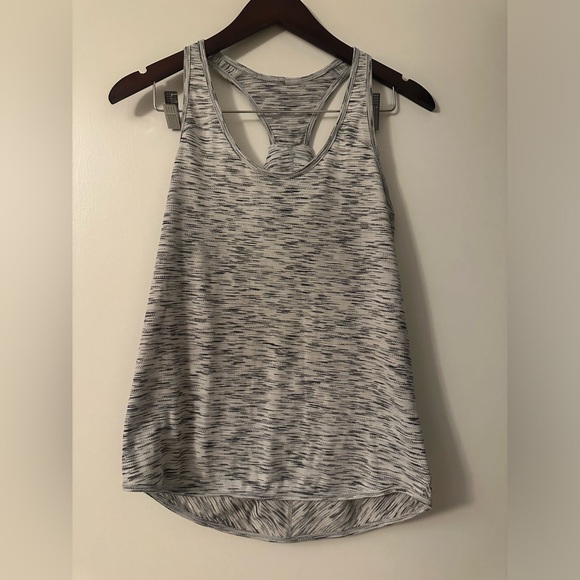 Lululemon Essential Tank Tiger Space Dye Black White Size 8 - Picture 4 of 7